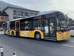 postauto/834917/der-mb-c2-g-11700-vs Der MB C2 G '11700' 'VS 12670' der PostAuto Regie Sitten Am 28.9.21 nach der Abfahrt beim Bahnhof Sitten.