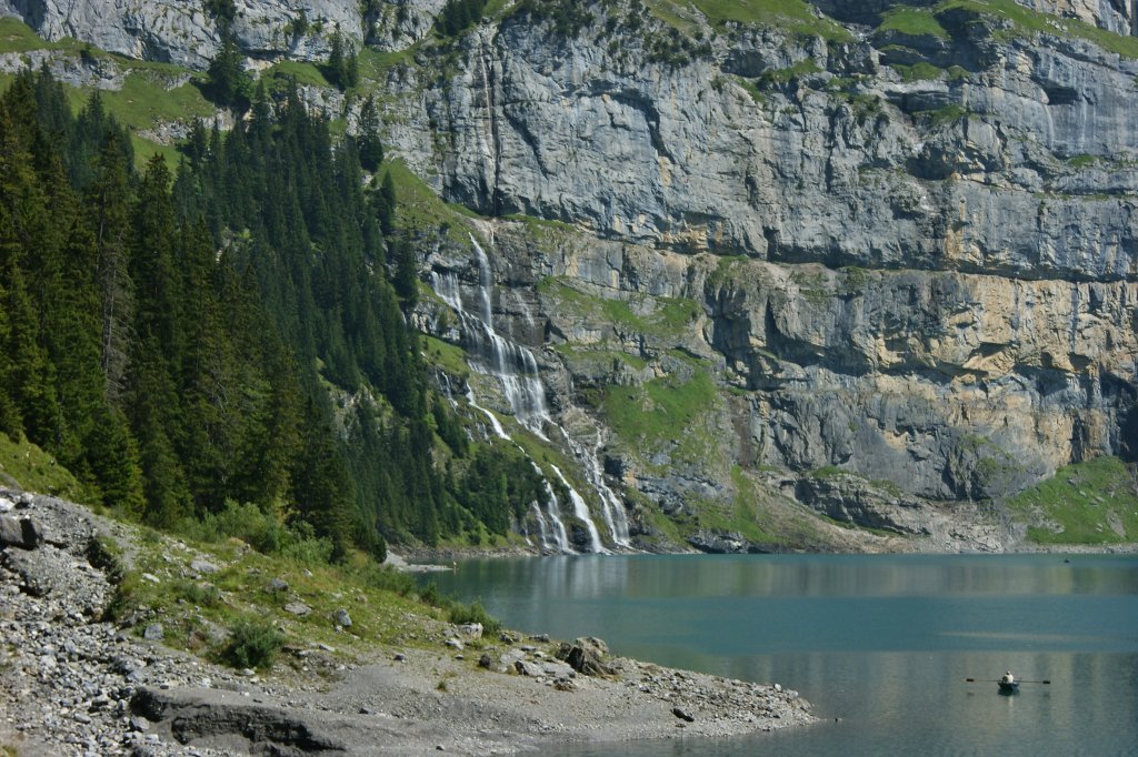 Einer von den vielen Wasserf�llen am �schenensee.
(22.08.2011)