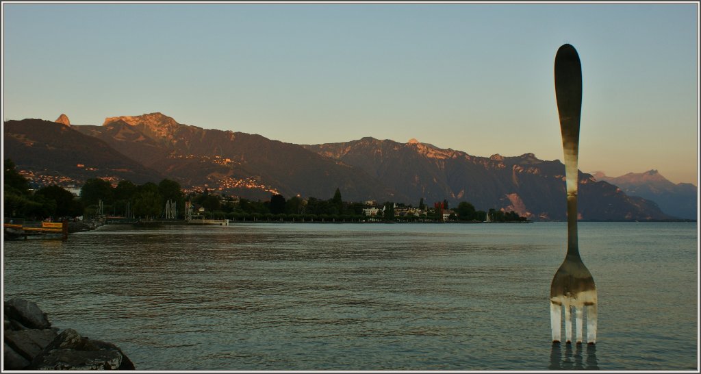 Sommerabendstimmung am Genfersee,Vevey.
(09.08.2012)
