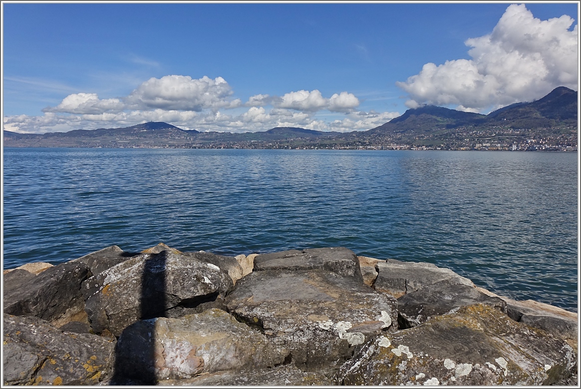 Blick vom Grande Canal über den See auf die Rivera und das Lavaux
(14.04.2016