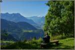 Ein herrlicher Ausblick bietet sich dem Wanderer beim hinauf Laufen von Leysin nach Berneuse.